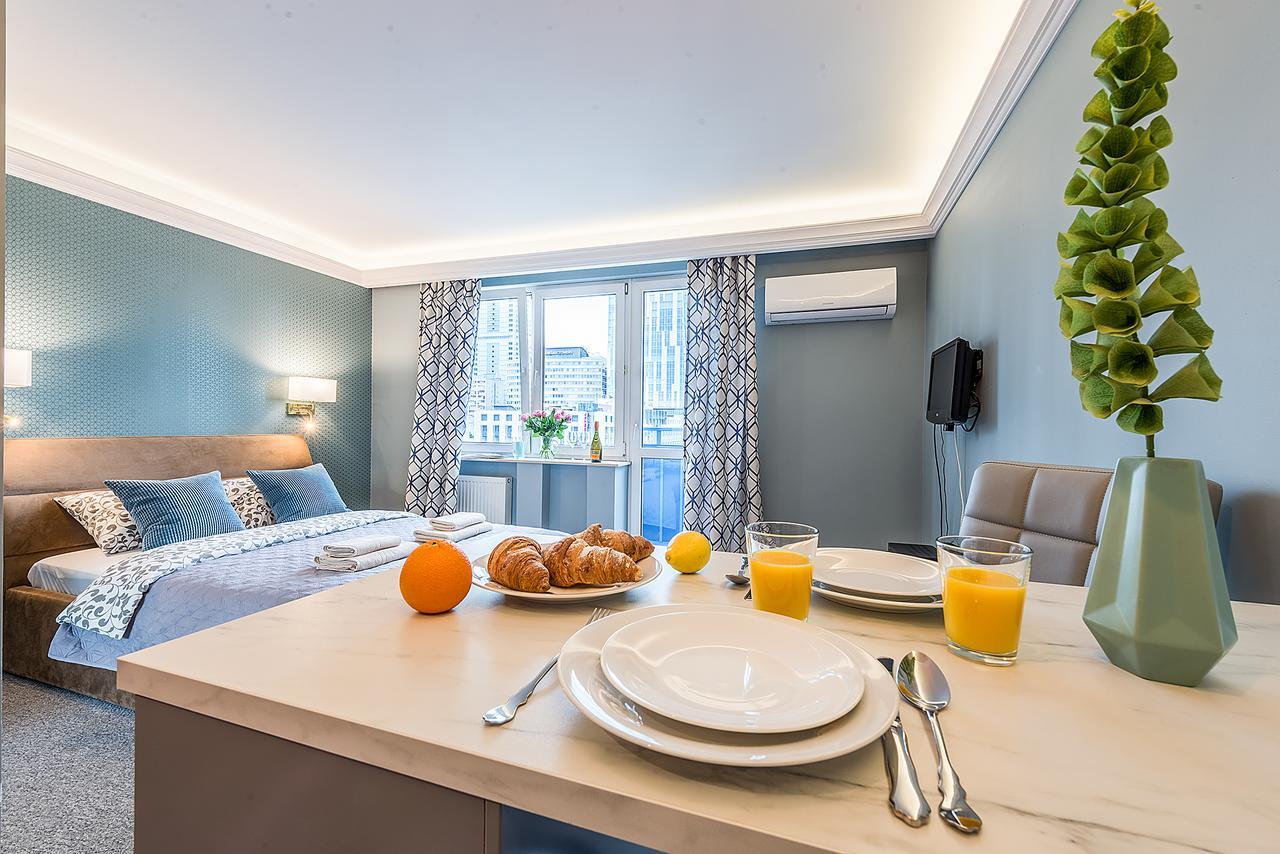 Gold Apartment Zlota - Palace Of Culture View- Netflix วอร์ซอ ภายนอก รูปภาพ